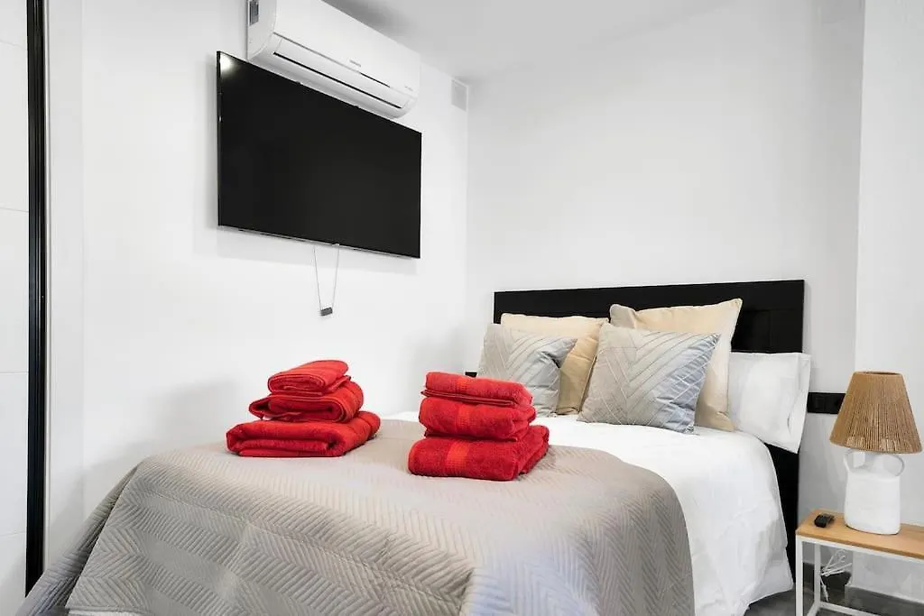Moderno Estudio Con Wifi En Marbella Este - Vistamar 16 Estudio