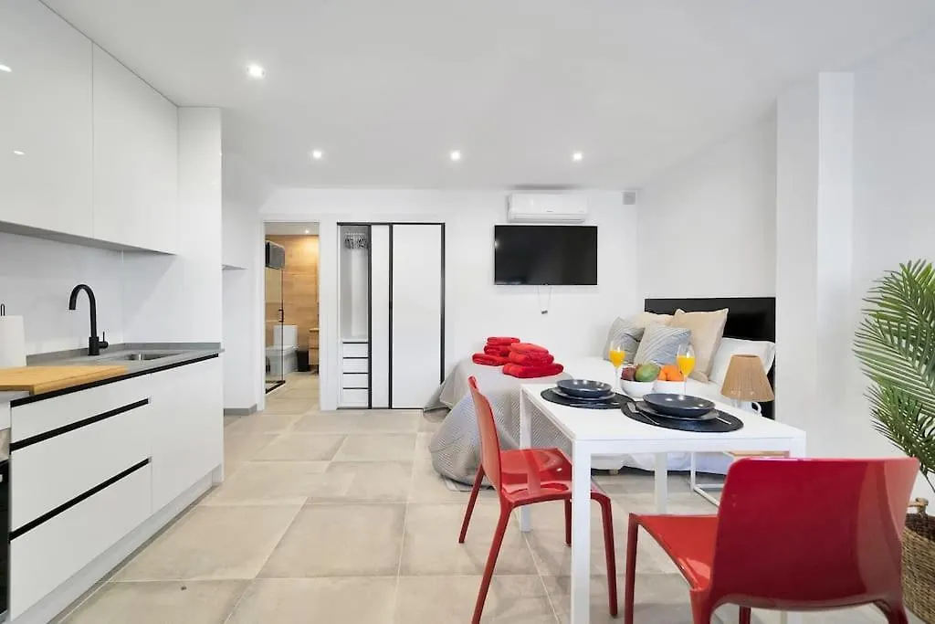 Moderno Estudio Con Wifi En Marbella Este - Vistamar 16 Estudio 0*,  Spain
